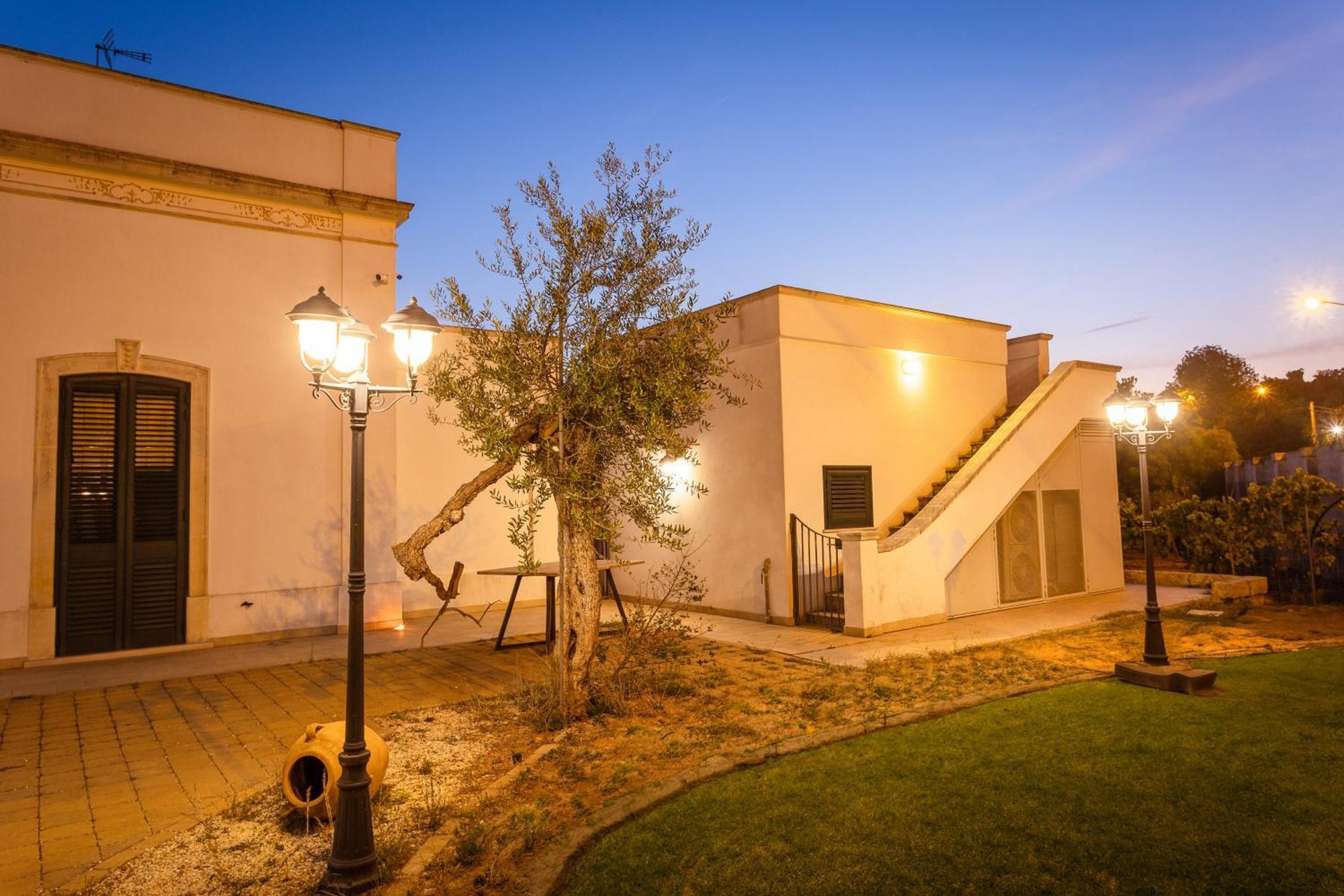 Affittacamere Giardino Delle Zie-Vicino Ospedale Cardinale Panico Tricase Luaran gambar