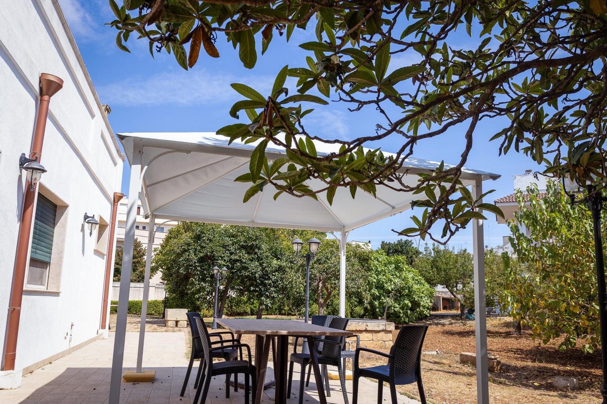 Affittacamere Giardino Delle Zie-Vicino Ospedale Cardinale Panico Tricase Luaran gambar